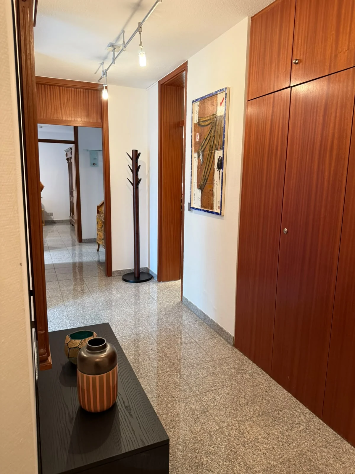 Qube Apartment 813 – Eingangsbereich