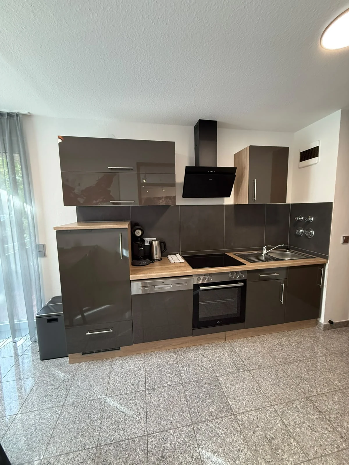 Qube Apartment 813 – Küche